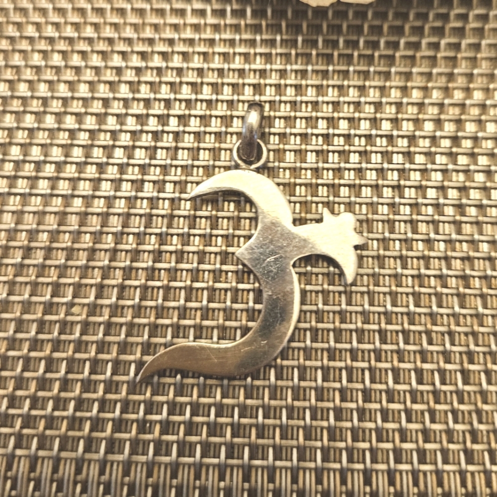 Vintage sterling silver om pendant